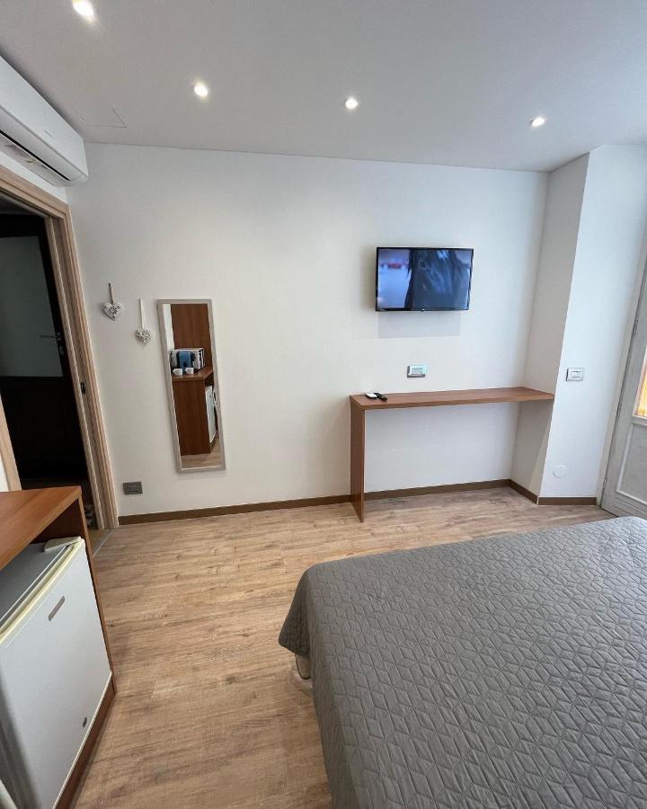 Wowies Room Pettenasco Dış mekan fotoğraf
