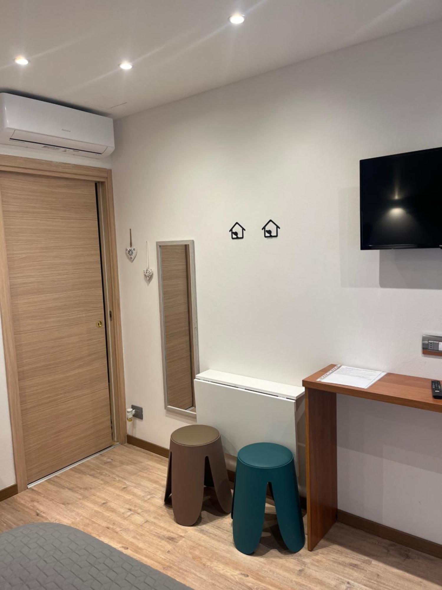 Wowies Room Pettenasco Dış mekan fotoğraf